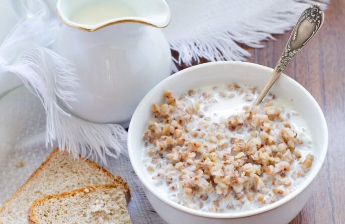 Dieta di grano saraceno kefir